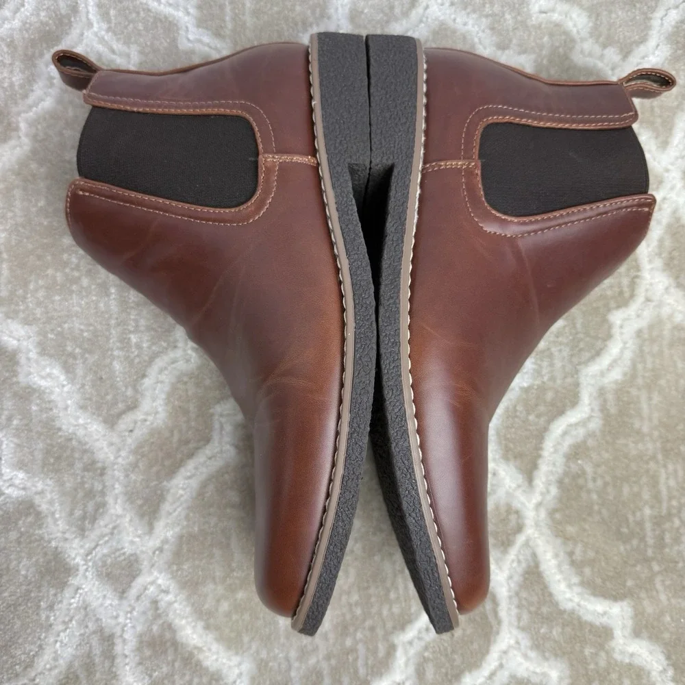 Deer Stags Men Rockland Faux Leather Chelsea Boots Size 7M Brown Memory Foam EUC